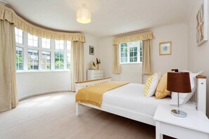 Apartment, 3 Bedrooms (The Downs, Wimbledon)