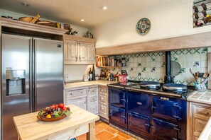 Ferienhaus, 4 Schlafzimmer (Upper Ham Road, Richmond) | Eigene Küche