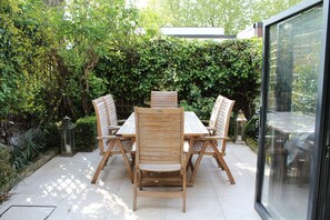 House, 3 Bedrooms (Gastein Road, Fulham) | Terrace/patio