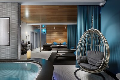 Reykjavik Konsulat Hotel, Curio Collection by Hilton