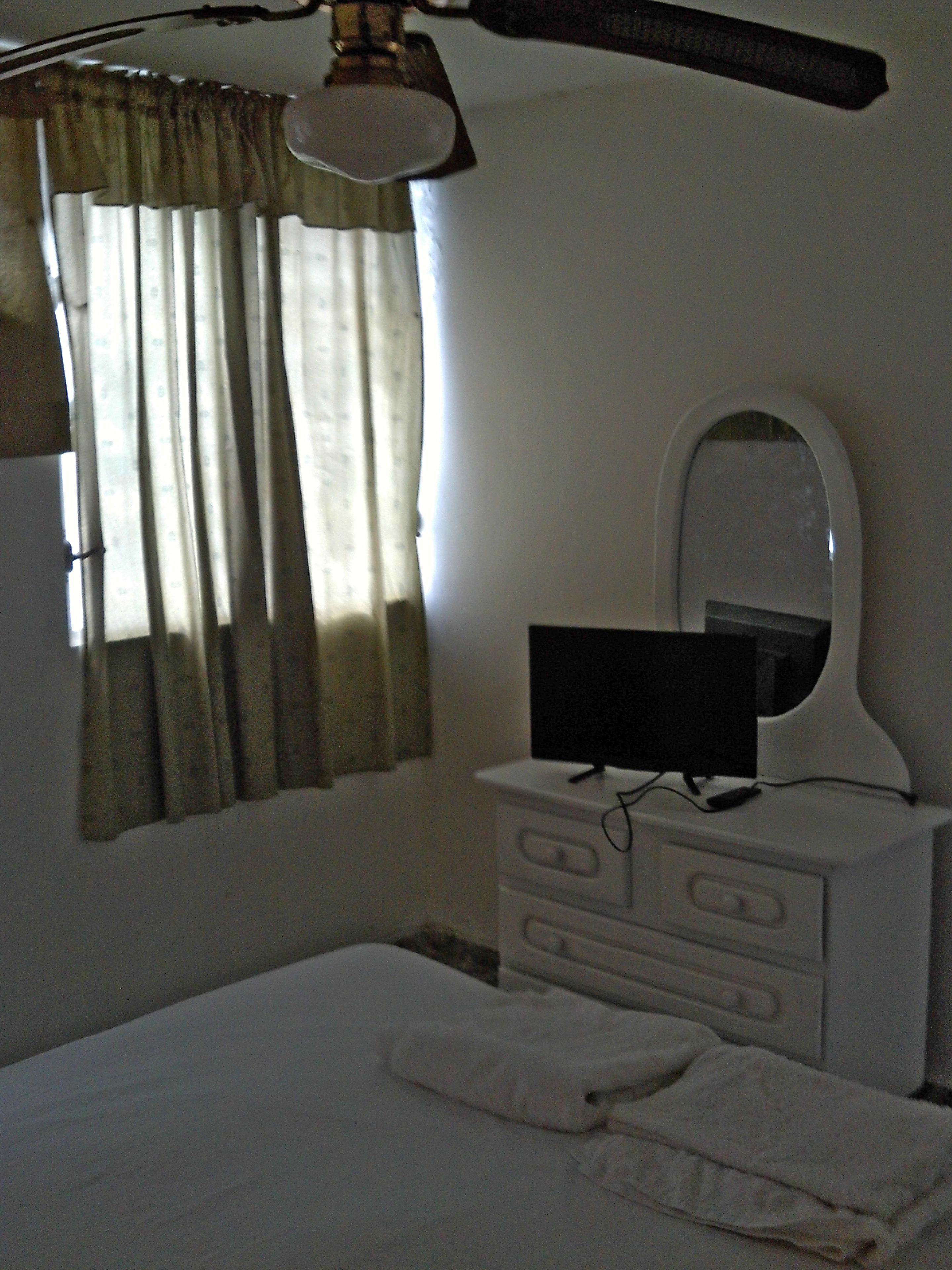 1 bedroom, in-room safe, desk, iron/ironing board