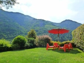 View from property - B&B Casa del Nonno (Adrara San Martino)