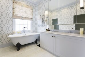 Ferienhaus, 4 Schlafzimmer (Addison Gardens, Kensington) | Badezimmer