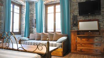 Doppelzimmer, eigenes Bad, Gartenblick | 1 Schlafzimmer, Zimmersafe, Schreibtisch, Zustellbetten