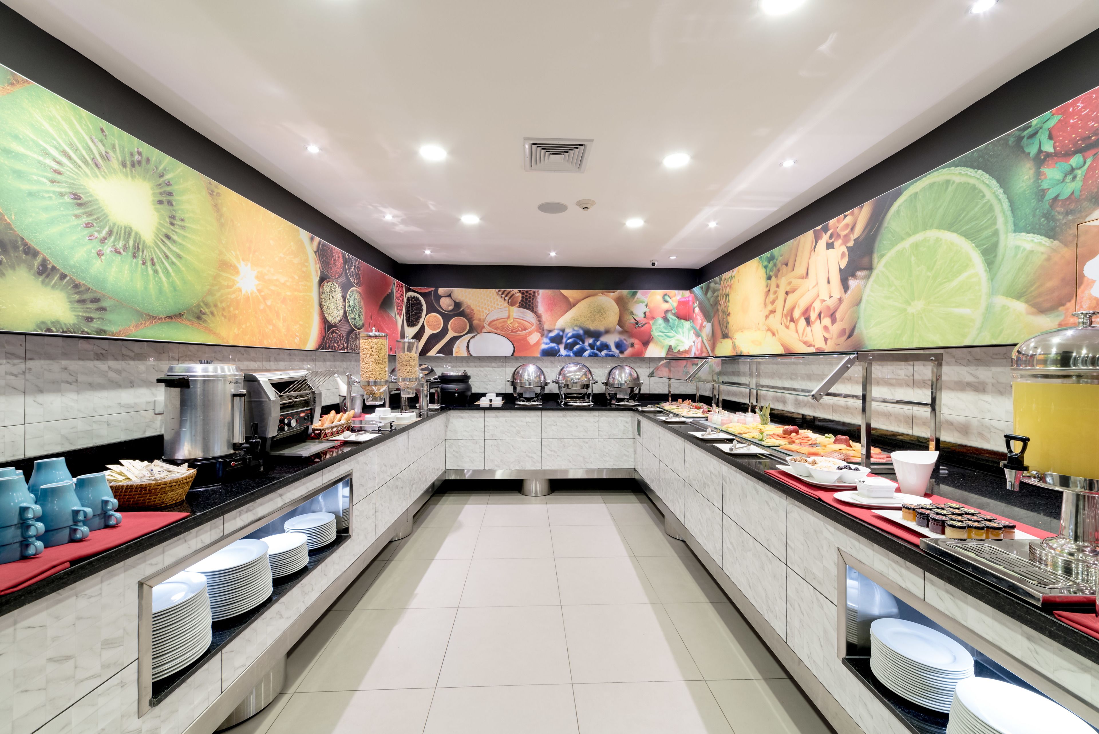 daily buffet breakfast (dop 10 per person)