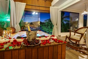 Lagoon Suite | Bañera de hidromasaje