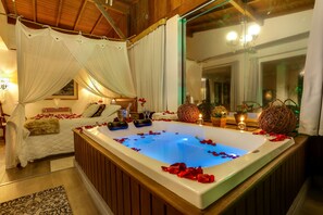 Lagoon Suite
