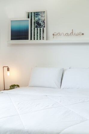 Standard Room | Minibar, in-room safe, blackout curtains, iron/ironing board - Haute Haus (Florianópolis)