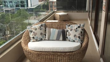 标准公寓, 2 间卧室, 双浴室 | 阳台