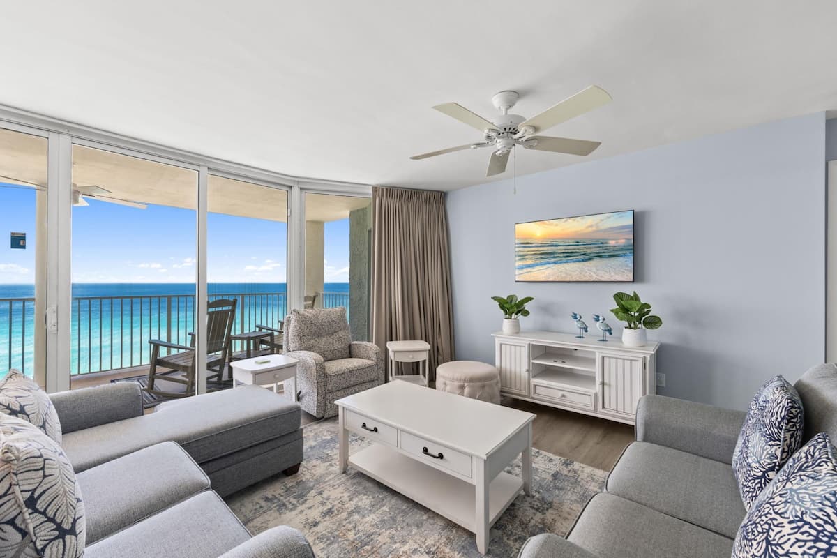 Condo, 2 Bedrooms, Ocean View (1-1103) | Living area
