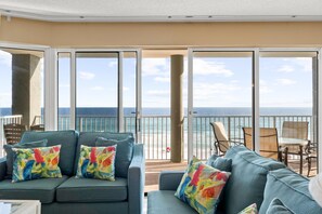 Condo, 3 Bedrooms, Ocean View (2-406) | Living area