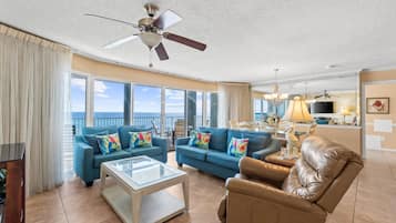 Leilighet, 3 soverom, havutsikt (2-406) | Oppholdsområde