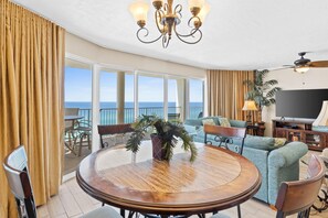 Condo, 2 Bedrooms, Ocean View (2-1003) | In-room dining