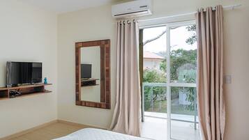 Estúdio | Ferros/tábuas de passar roupa, berços grátis, Wi-Fi de cortesia