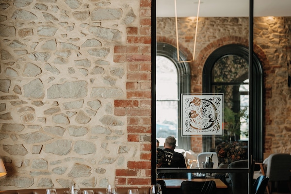 Breakfast, lunch and dinner served