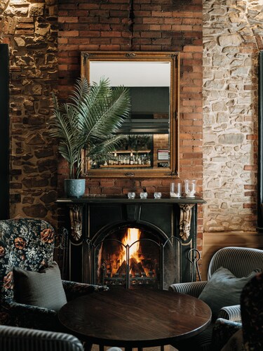The Crafers Hotel