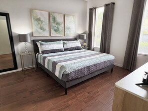 4 bedrooms, memory-foam beds, travel cot, free WiFi