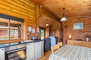 Interior - Family-friendly, centrally placed for all parts of Devon, unspoilt countryside (Highampton)