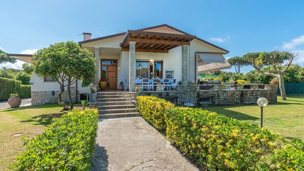 Exterior - ll Renzito 8, Emma Villas (Capanne-Prato-Cinquale)
