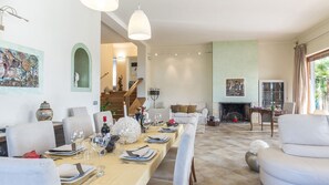 Dining - ll Renzito 8, Emma Villas (Capanne-Prato-Cinquale)