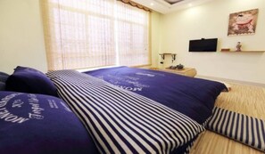 Kamar Romantis | Meja kerja, tempat tidur lipat/tambahan, dan Wi-Fi gratis