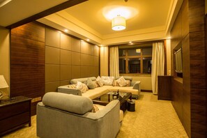 Suite presidencial | Sala de estar | Televisión LCD 