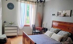 2 bedrooms, iron/ironing board, travel crib, free WiFi