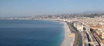 Charming and Characterful One Bed, Superb Central Location Old Town Nice