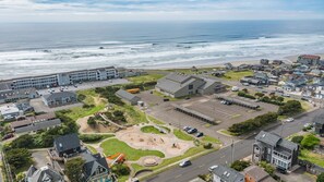 Exterior - Whitewater Ocean View, Spa, Secret Game Room, 800 SF Master Suite (Newport)