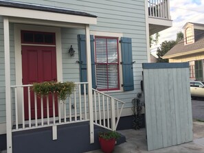 Exterior detail - Holiday luxury in Marigny secure gated parking btw French Quarter & Bywater (New Orleans)