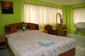 Standard Double Room with Air Condition | Aukarúm, ókeypis þráðlaus nettenging