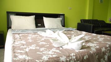 Rollaway beds, free WiFi