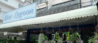 Blue Lagoon Guest House and Bar