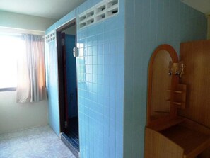 Standard Double Room with Fan | Aukarúm, ókeypis þráðlaus nettenging