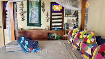 1 bedroom, in-room safe, iron/ironing board, free WiFi