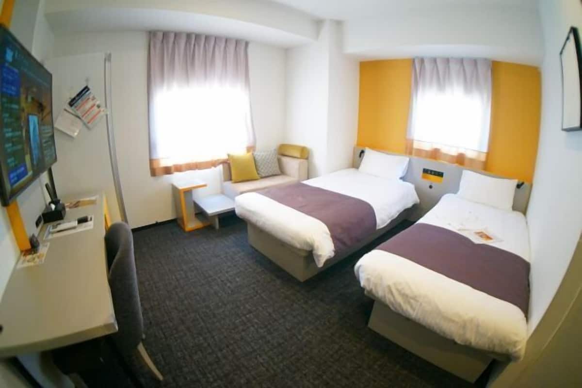 In-room safe, desk, laptop workspace, soundproofing