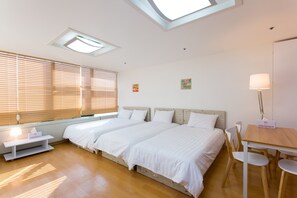Room - Jeong Stay (Seoul)