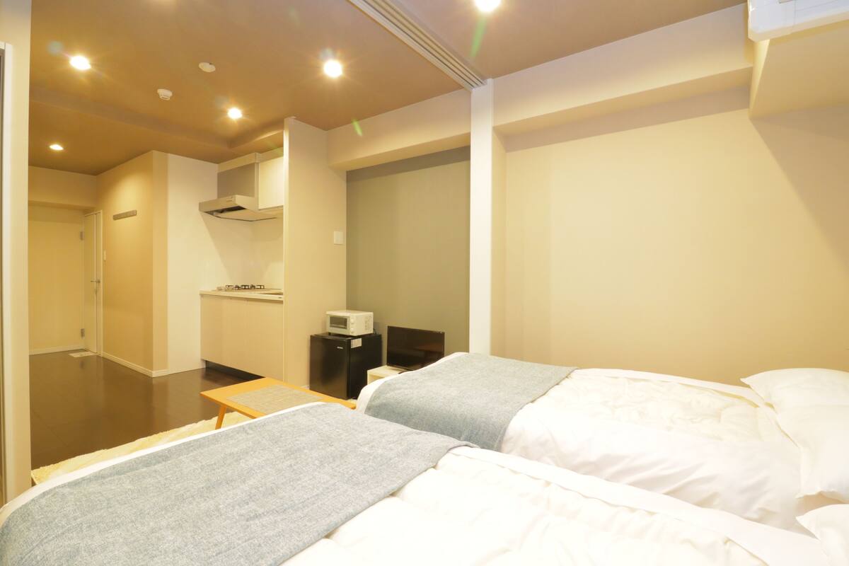 BE303 | Iron/ironing board, free WiFi, individually decorated