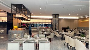 Daily buffet breakfast for a fee - Delightel Hotel West Shanghai (Shanghai)