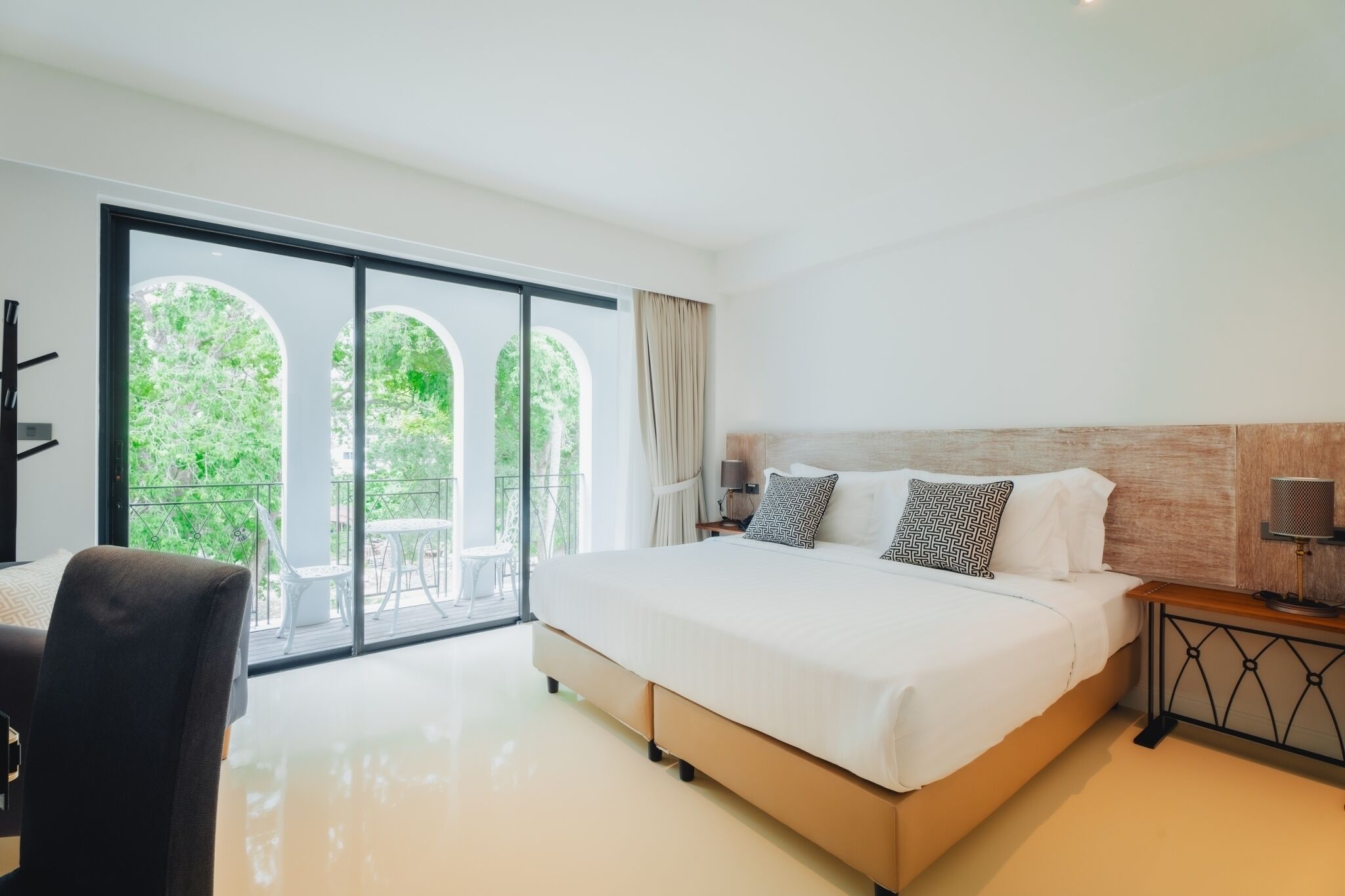 Grand Deluxe Room | Két bảo mật tại phòng, truy cập Internet không dây miễn phí 