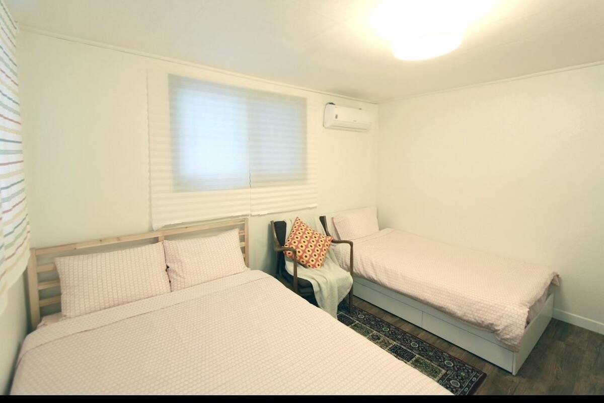 Superior appartement, 2 slaapkamers, privébadkamer (foreign guests only) | Geluiddichte muren, gratis wifi