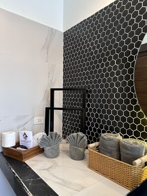 Premier-Villa, 1 Schlafzimmer, Poolzugang, Gartenblick | Badezimmer