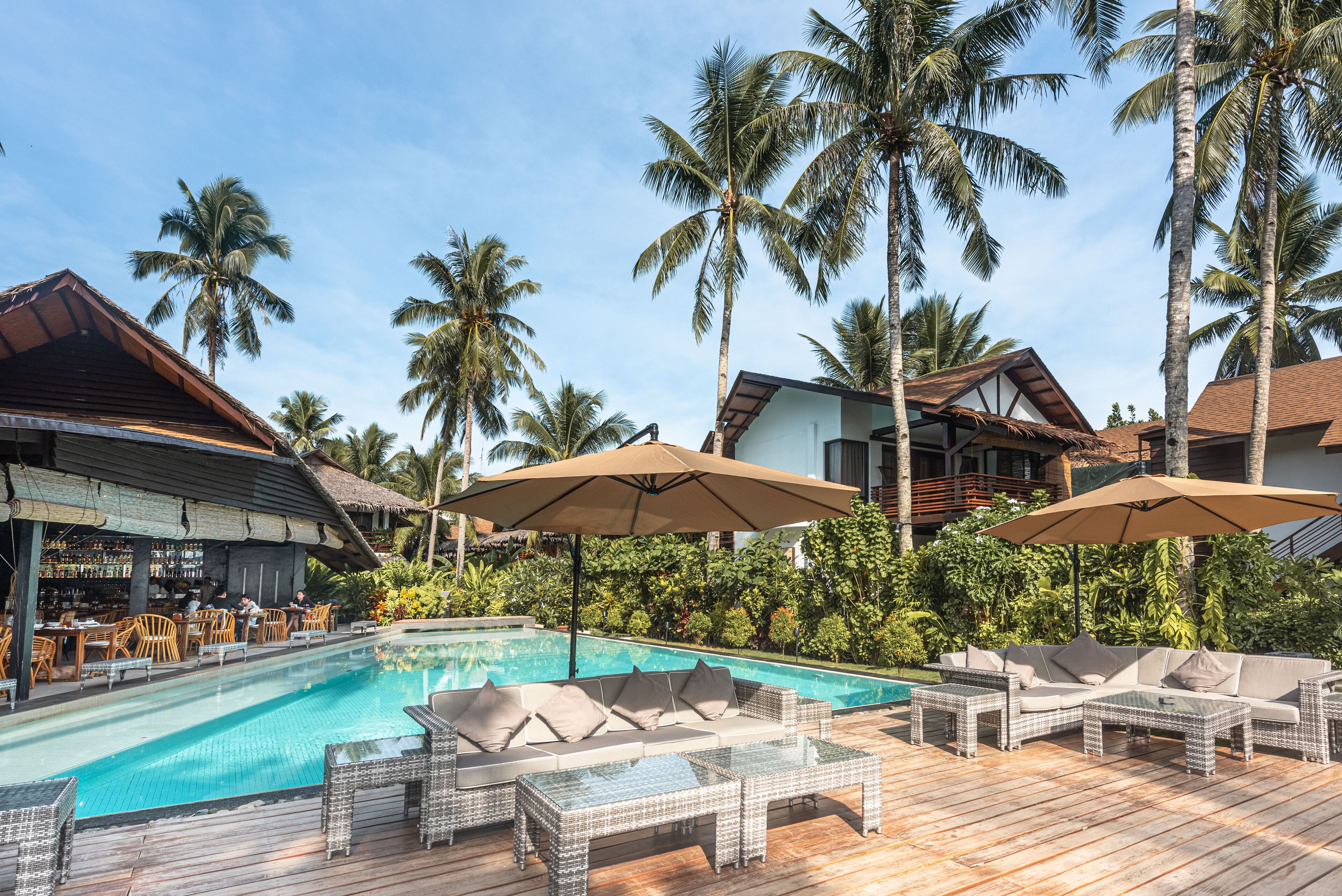 Outdoor pool, pool loungers