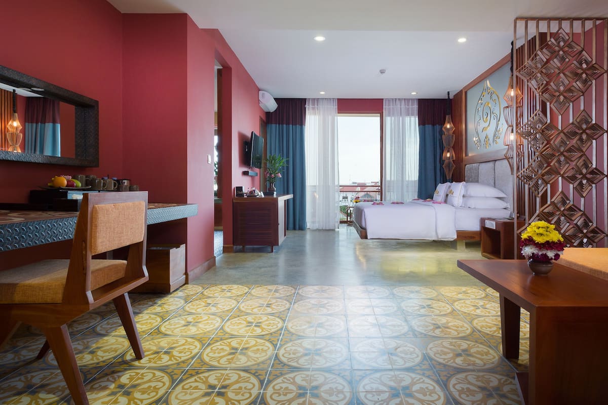 Luxury Suite, Bathtub, Balcony with City View | Kameruitzicht