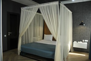 Deluxe Double Room, 2 Bedrooms | Premium bedding, minibar, rollaway beds, free WiFi - GS Hotel (Yerevan)