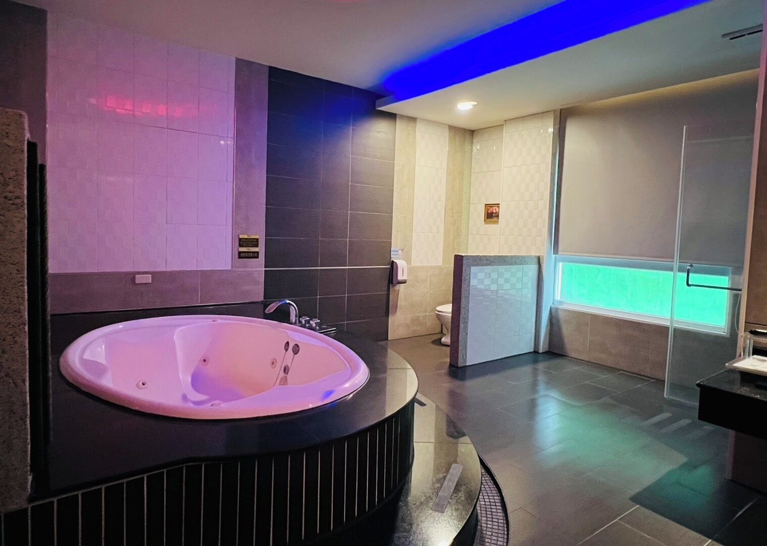luxury double room | bathroom | separate bathtub and shower, deep-soaking bathtub, hair dryer, slippers