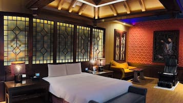 Luxury Double Room | Premium bedding, desk, blackout drapes, free WiFi