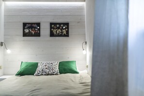 Suite, 2 habitaciones, cocina, vistas a la montaña | Decoración individual y mobiliario individual