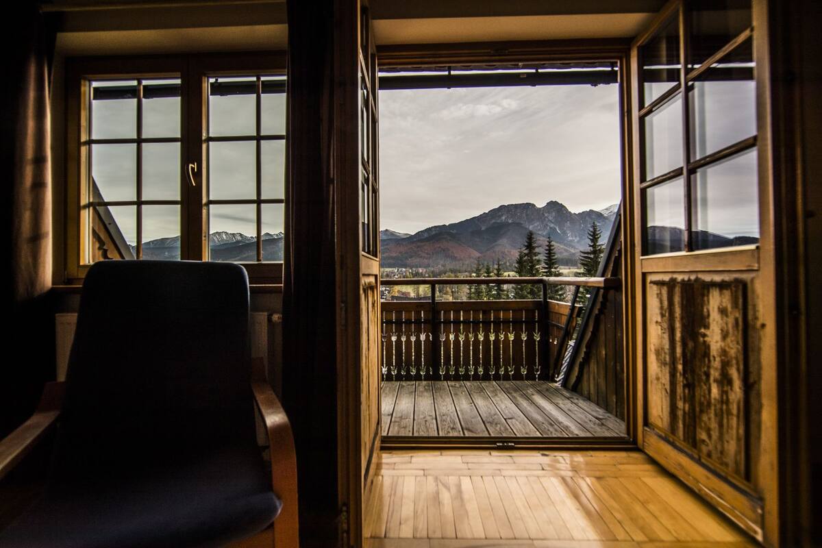Studio Confort, 1 chambre, coin cuisine, vue montagne (Balcony) | Vue de la chambre