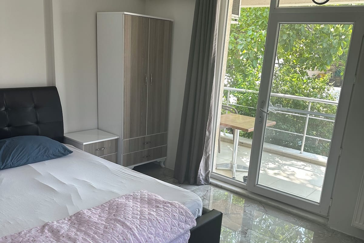 Monolocale Luxury, 1 camera da letto | 2 camere, biancheria da letto di alta qualità, insonorizzazione